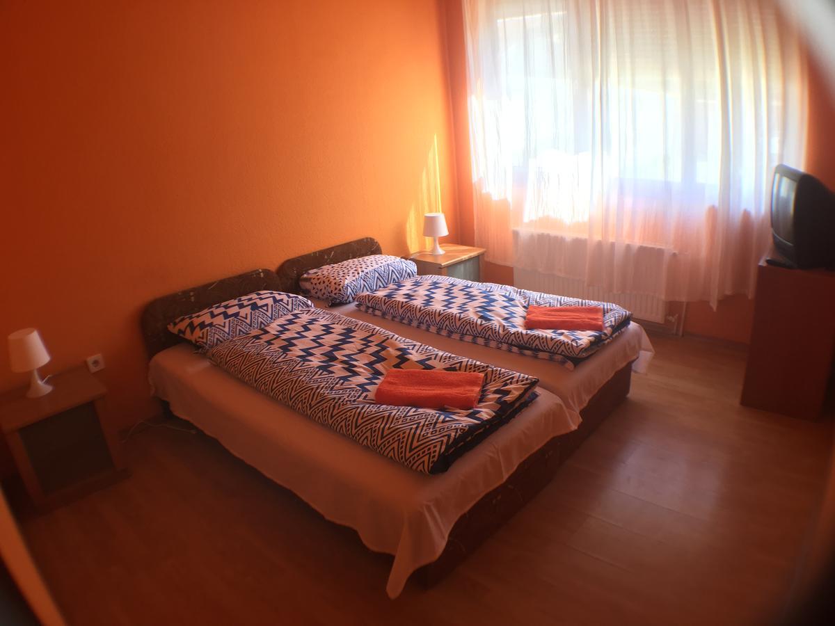 Palota Panzio Bed & Breakfast Budapest Exterior photo